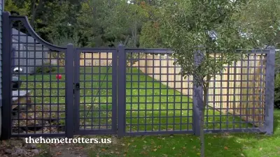 Lattice Top Fence